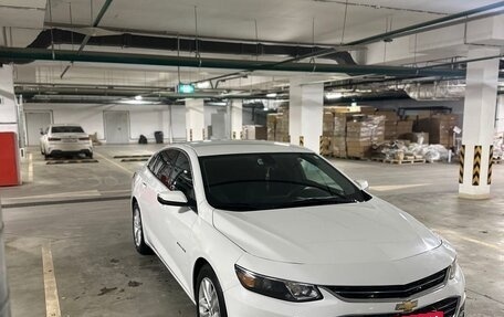 Chevrolet Malibu IX, 2017 год, 1 400 000 рублей, 2 фотография