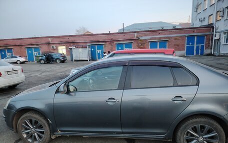 Volkswagen Jetta VI, 2009 год, 620 000 рублей, 3 фотография