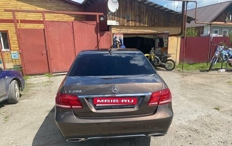 Mercedes-Benz E-Класс, 2013 год, 2 100 000 рублей, 3 фотография