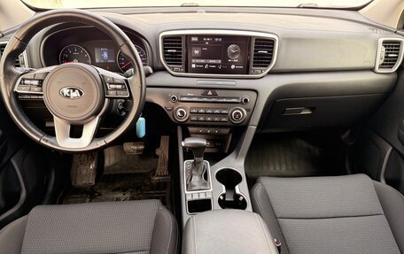 KIA Sportage IV рестайлинг, 2021 год, 2 550 000 рублей, 8 фотография