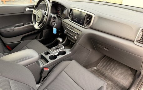 KIA Sportage IV рестайлинг, 2021 год, 2 550 000 рублей, 9 фотография