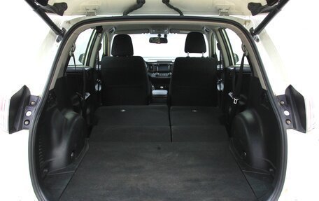 Toyota RAV4, 2016 год, 2 243 000 рублей, 26 фотография