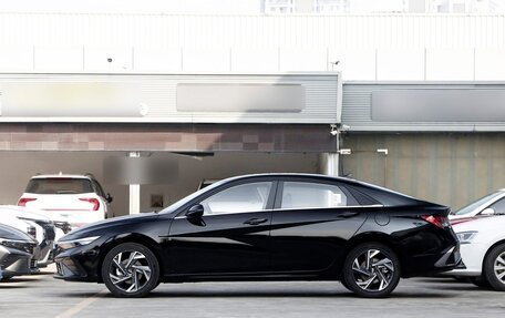 Hyundai Elantra, 2025 год, 1 950 000 рублей, 5 фотография