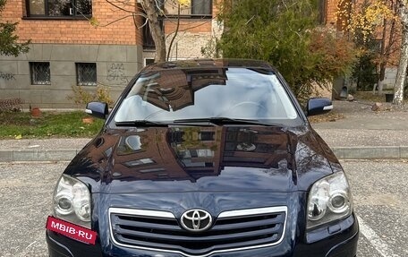 Toyota Avensis III рестайлинг, 2007 год, 900 000 рублей, 12 фотография