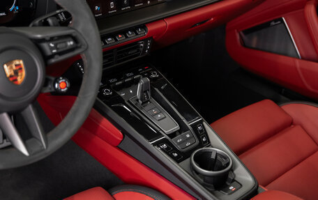 Porsche 911, 2025 год, 26 900 000 рублей, 24 фотография