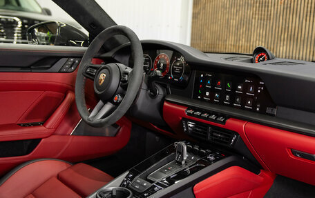 Porsche 911, 2025 год, 26 900 000 рублей, 18 фотография