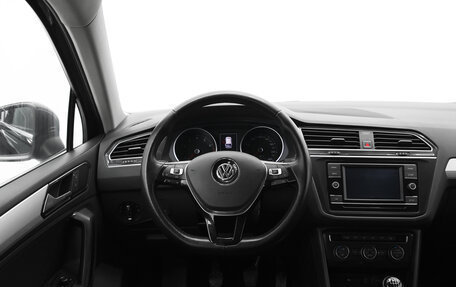 Volkswagen Tiguan II, 2017 год, 1 720 000 рублей, 6 фотография