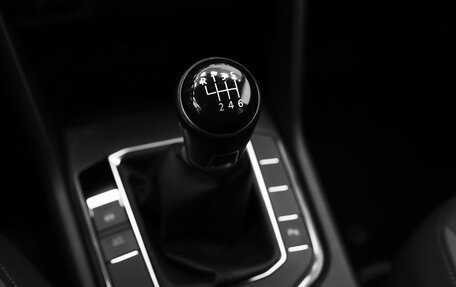 Volkswagen Tiguan II, 2017 год, 1 720 000 рублей, 11 фотография