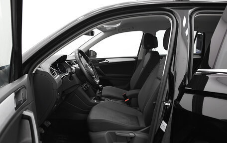 Volkswagen Tiguan II, 2017 год, 1 720 000 рублей, 17 фотография