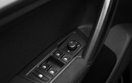 Volkswagen Tiguan II, 2017 год, 1 720 000 рублей, 14 фотография