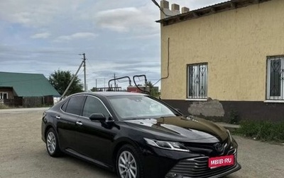 Toyota Camry, 2018 год, 2 470 000 рублей, 1 фотография