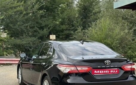 Toyota Camry, 2018 год, 2 470 000 рублей, 4 фотография