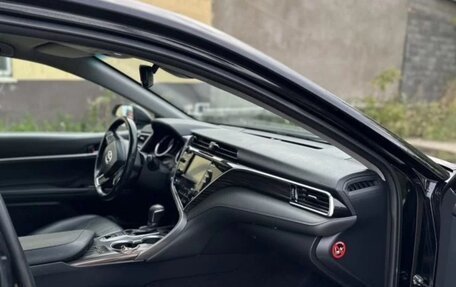 Toyota Camry, 2018 год, 2 470 000 рублей, 6 фотография