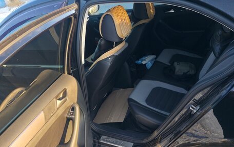 Volkswagen Jetta VI, 2014 год, 1 300 000 рублей, 9 фотография