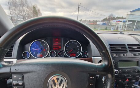 Volkswagen Touareg III, 2009 год, 1 050 000 рублей, 10 фотография