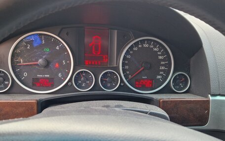 Volkswagen Touareg III, 2009 год, 1 050 000 рублей, 12 фотография