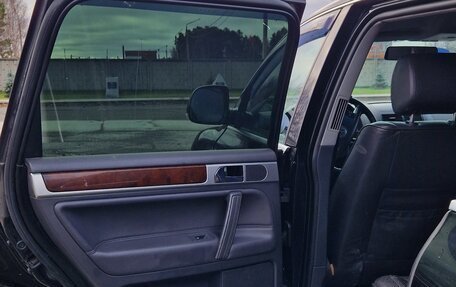 Volkswagen Touareg III, 2009 год, 1 050 000 рублей, 18 фотография