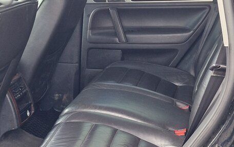 Volkswagen Touareg III, 2009 год, 1 050 000 рублей, 17 фотография