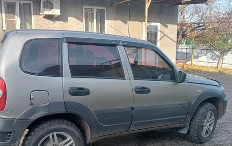 Chevrolet Niva I рестайлинг, 2011 год, 450 000 рублей, 5 фотография