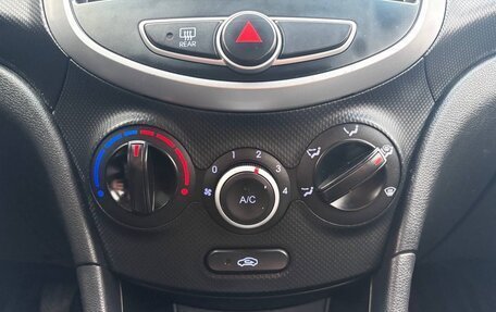 Hyundai Solaris II рестайлинг, 2011 год, 675 000 рублей, 15 фотография