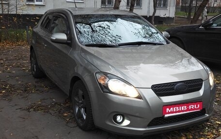 KIA cee'd I рестайлинг, 2010 год, 600 000 рублей, 3 фотография