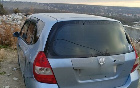 Honda Fit III, 2001 год, 340 000 рублей, 2 фотография