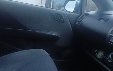 Honda Fit III, 2001 год, 340 000 рублей, 16 фотография