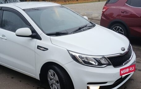 KIA Rio III рестайлинг, 2016 год, 870 000 рублей, 3 фотография