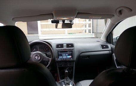 Volkswagen Polo VI (EU Market), 2012 год, 890 000 рублей, 19 фотография