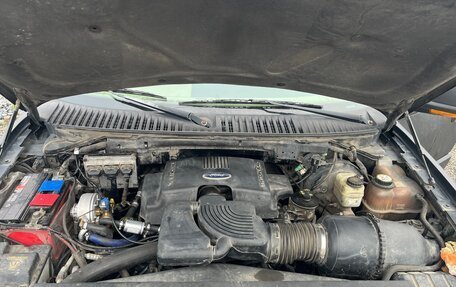 Ford Expedition, 2004 год, 900 000 рублей, 17 фотография