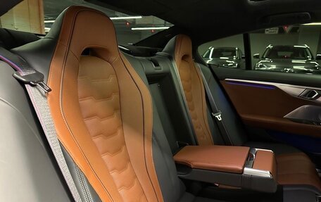 BMW 8 серия, 2024 год, 14 000 000 рублей, 14 фотография