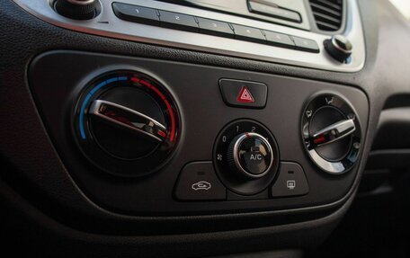 Hyundai Solaris II рестайлинг, 2018 год, 1 115 000 рублей, 30 фотография