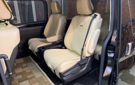 Toyota HiAce H300, 2021 год, 7 600 000 рублей, 9 фотография