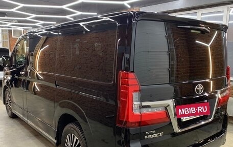 Toyota HiAce H300, 2021 год, 7 600 000 рублей, 5 фотография