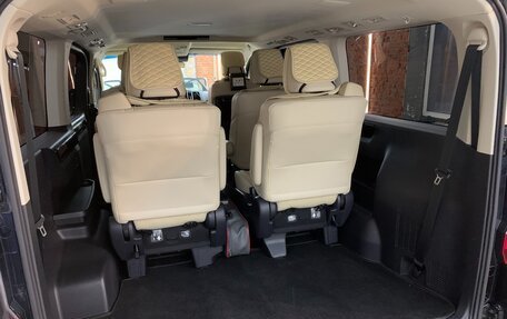 Toyota HiAce H300, 2021 год, 7 600 000 рублей, 16 фотография