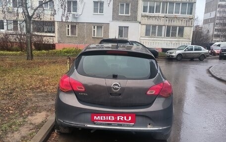 Opel Astra J, 2012 год, 450 000 рублей, 2 фотография