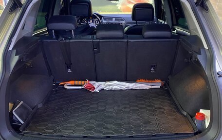 Volkswagen Tiguan II, 2018 год, 2 250 000 рублей, 11 фотография