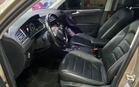 Volkswagen Tiguan II, 2018 год, 2 250 000 рублей, 6 фотография