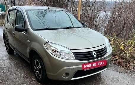 Renault Sandero I, 2011 год, 600 000 рублей, 2 фотография