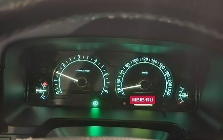 Land Rover Discovery III, 2003 год, 6 000 000 рублей, 19 фотография