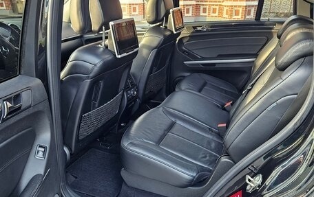 Mercedes-Benz GL-Класс, 2011 год, 1 850 000 рублей, 31 фотография