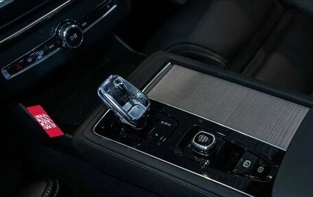 Volvo XC90 II рестайлинг, 2025 год, 12 750 000 рублей, 9 фотография