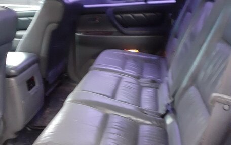 Toyota Land Cruiser 100 рестайлинг 2, 1998 год, 1 500 000 рублей, 6 фотография