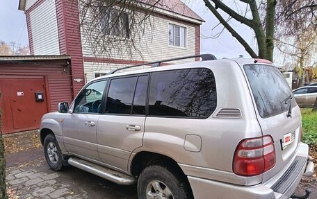 Toyota Land Cruiser 100 рестайлинг 2, 1998 год, 1 500 000 рублей, 10 фотография