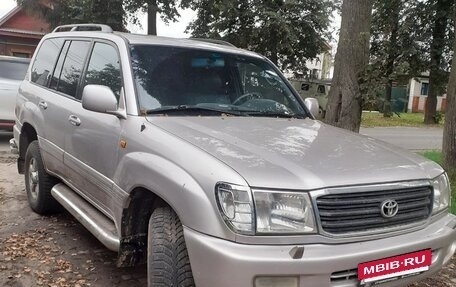 Toyota Land Cruiser 100 рестайлинг 2, 1998 год, 1 500 000 рублей, 4 фотография