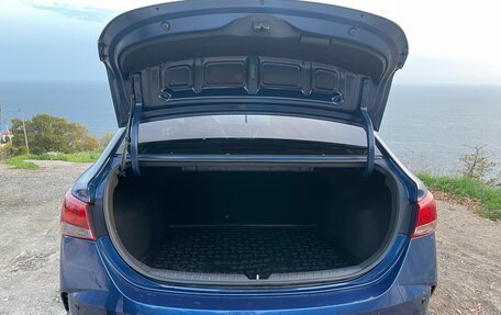 Hyundai Solaris II рестайлинг, 2021 год, 1 700 000 рублей, 2 фотография