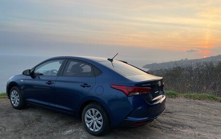 Hyundai Solaris II рестайлинг, 2021 год, 1 700 000 рублей, 6 фотография