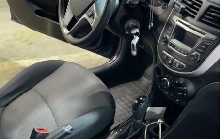 Hyundai Solaris II рестайлинг, 2016 год, 990 000 рублей, 2 фотография