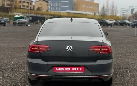 Volkswagen Passat B8 рестайлинг, 2018 год, 3 000 000 рублей, 6 фотография