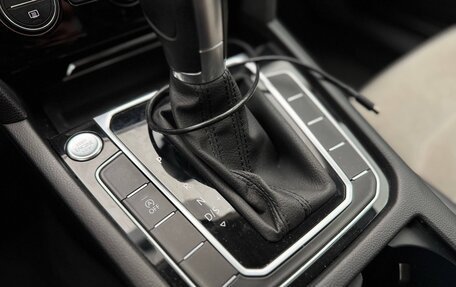 Volkswagen Passat B8 рестайлинг, 2018 год, 3 000 000 рублей, 14 фотография